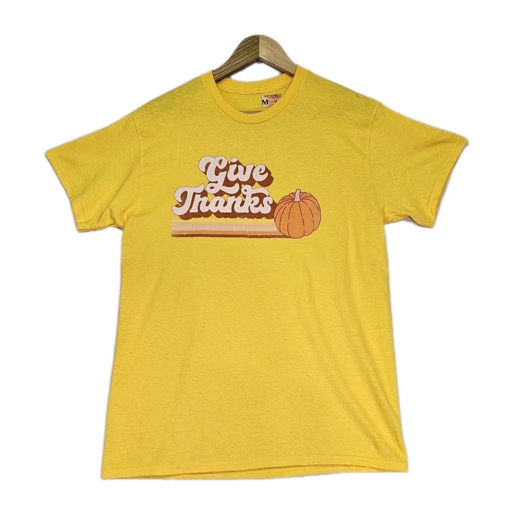 Retro Give Thanks Pumpkin Fall Seasonal Medium Yellow‎ Shirt Thanksgiving Gift